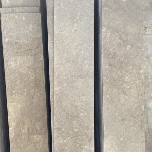 مرمریت اکر
