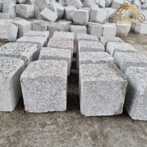 کوبیک 10*10*10 _ گرانیت مروارید مشهد (هر تن)