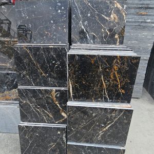 گلدن بلک فرشی قیمت استثنایی